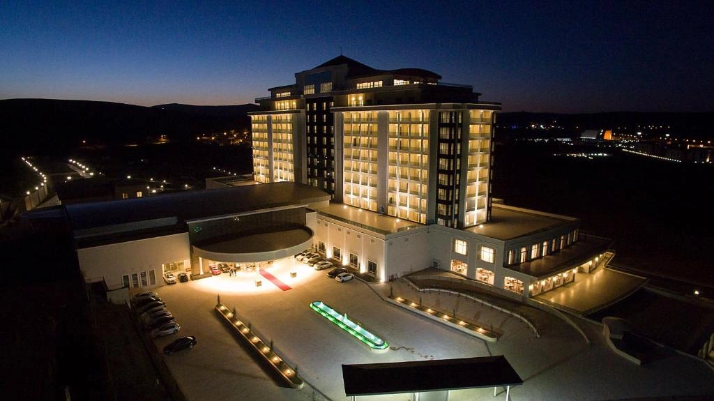 ALUSSO THERMAL HOTEL.jpg